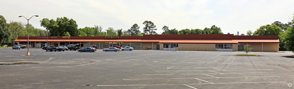 More Photos Of 432-440 E Howard St, Live Oak Unknown For Lease