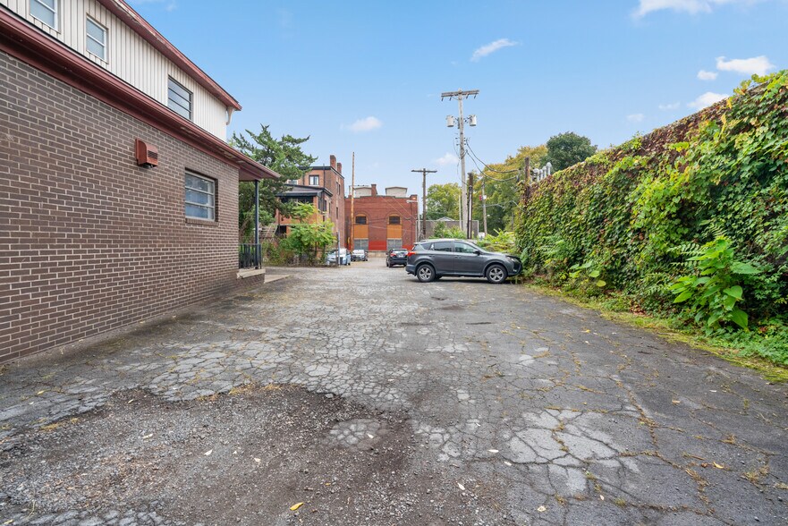 More Photos Of 4745 Modoc St, Pittsburgh Office For Sale