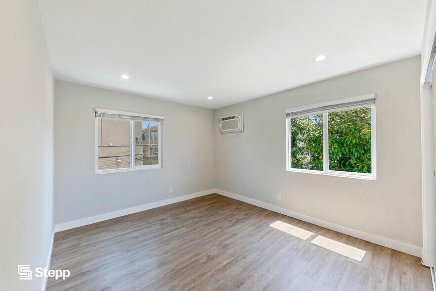 More Photos Of 1060 Olive Ave, Long Beach Apartments For Sale