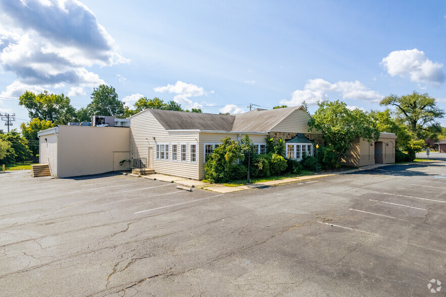 Primary Photo Of 2360 Pulaski Hwy, North East General Retail For Sale