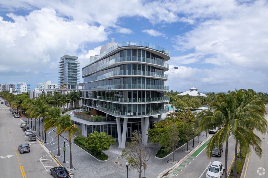 More Photos Of 1 Collins Ave, Miami Beach Apartments For Lease