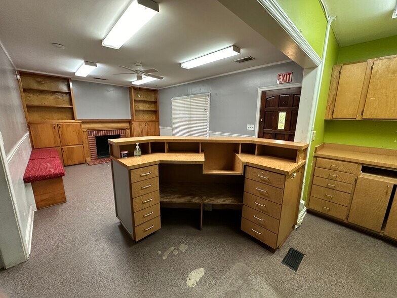 More Photos Of 513 Gaines School Rd, Athens Office Residential For Sale