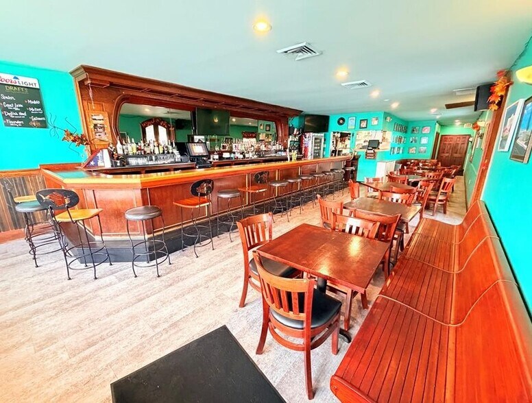 More Photos Of 1305 Abbott Rd, Buffalo Restaurant For Sale
