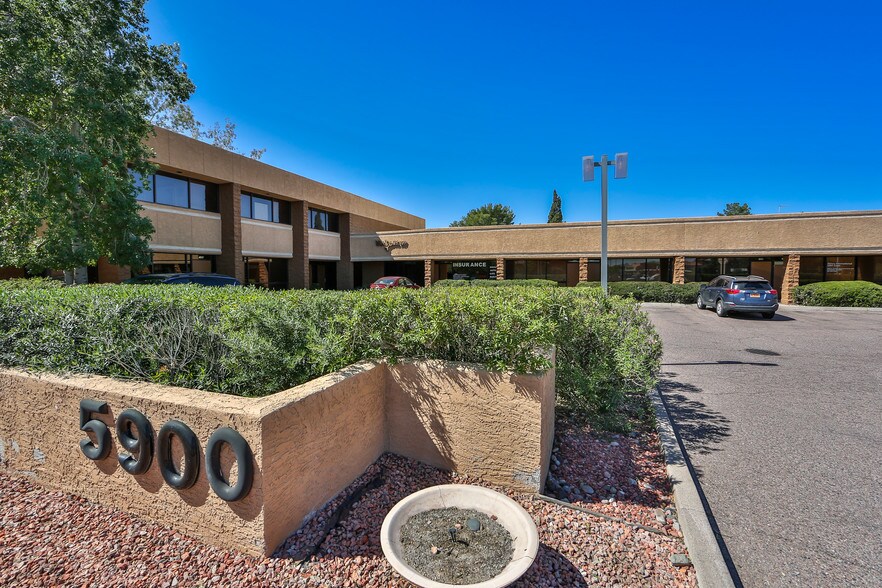 More Photos Of 5900 N Granite Reef Rd, Scottsdale Medical For Lease