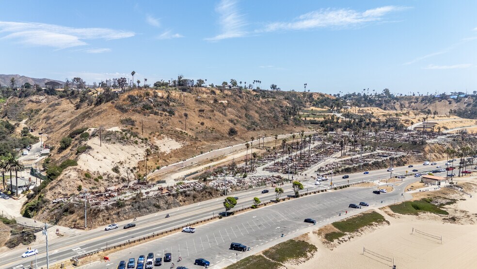 More Photos Of 16321 Pacific Coast Highway, Pacific Palisades Land For Sale