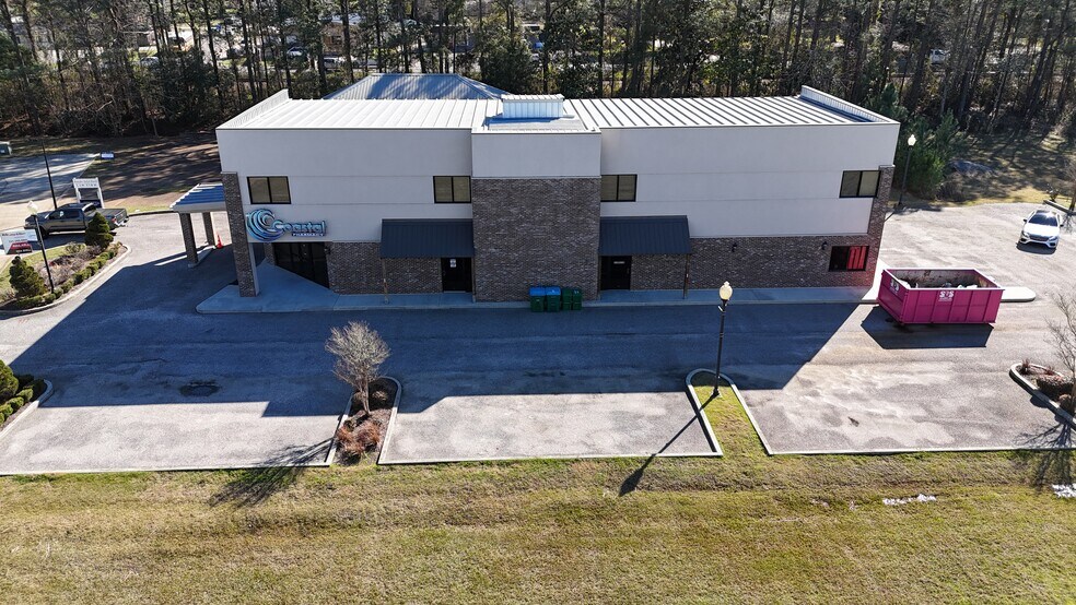 More Photos Of 998 N Halstead Rd, Ocean Springs Office For Sale