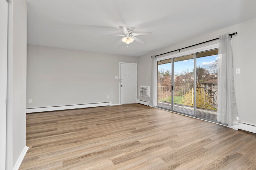 More Photos Of 3800 Elmerton Ave, Harrisburg Apartments For Sale