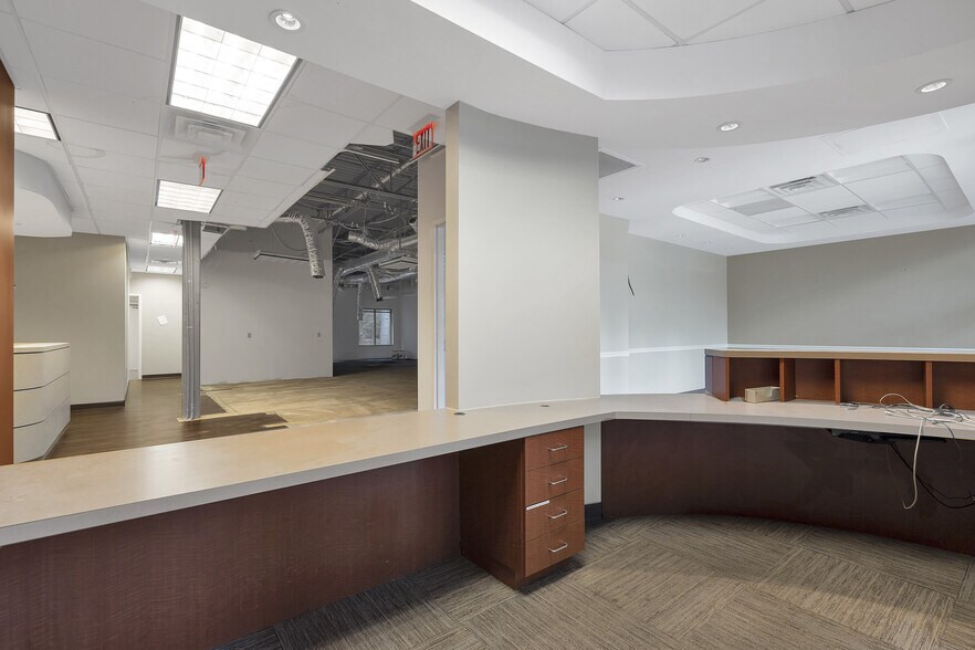 More Photos Of 4385 Johns Creek Pky, Suwanee Medical For Lease