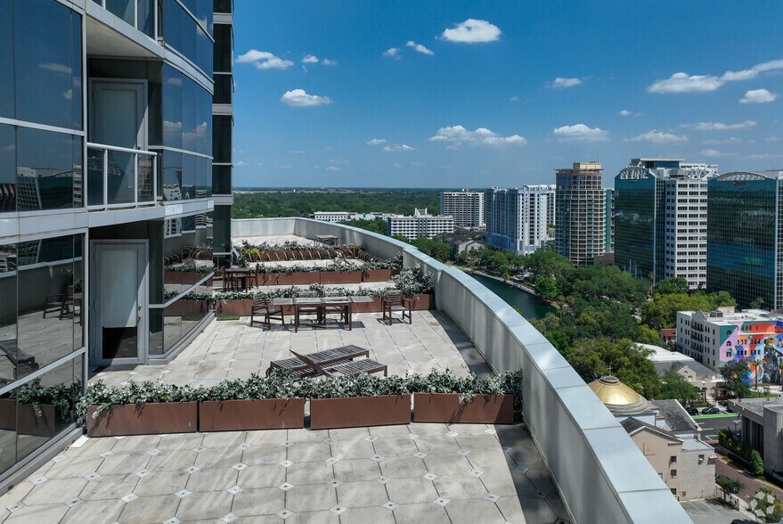 More Photos Of 111 N Magnolia Ave, Orlando Office For Lease