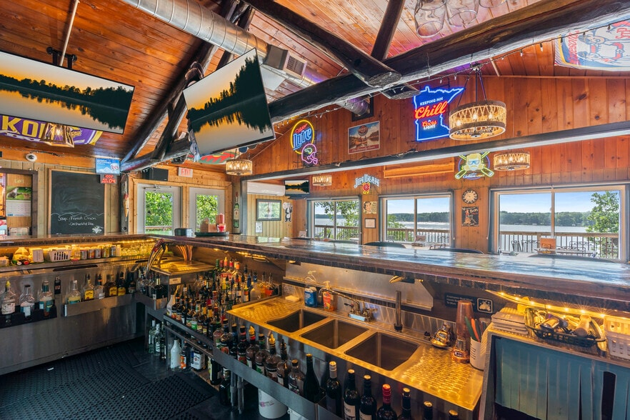 More Photos Of 33350 County Road 3, Crosslake Restaurant For Sale