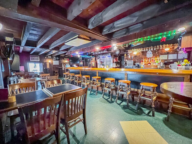 More Photos Of 100 W Maple Ave, Langhorne Restaurant For Sale