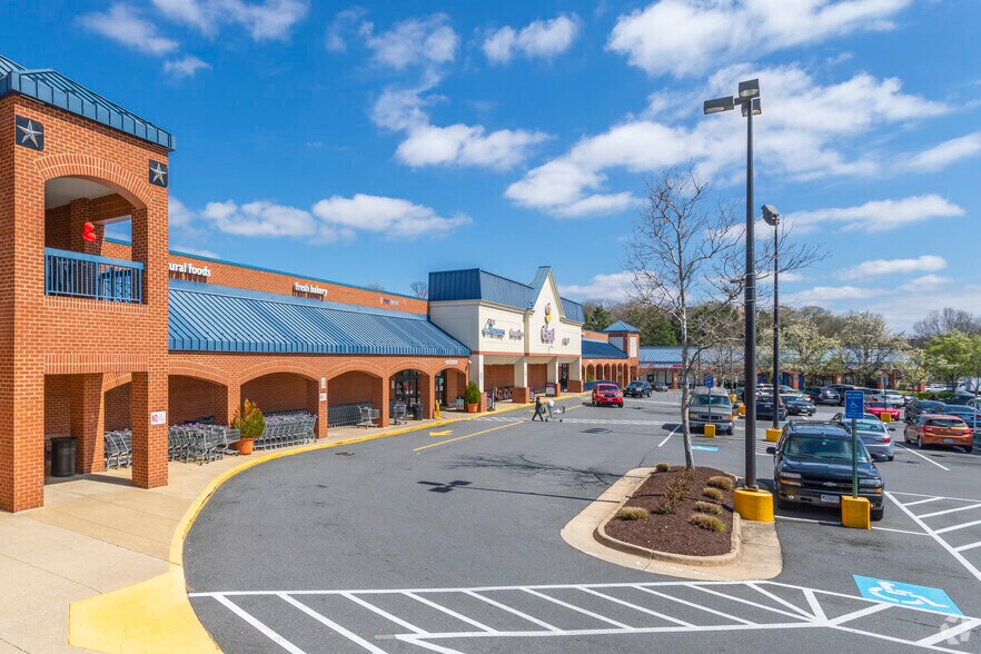 More Photos Of 3103-3231 Duke St, Alexandria Unknown For Lease