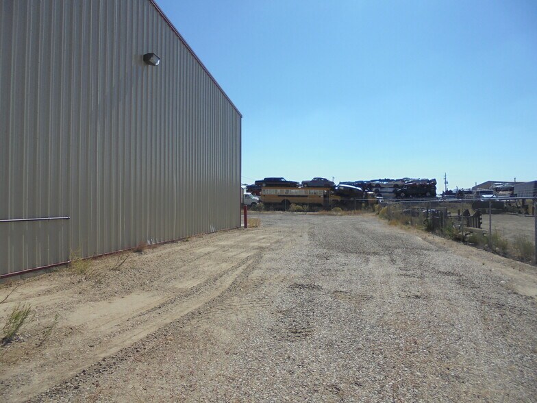 More Photos Of 17 Wilkins Peak Dr, Rock Springs Industrial For Lease