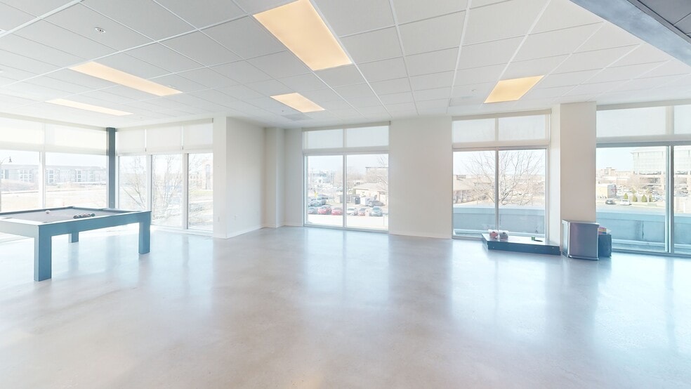 More Photos Of 3701 S Pinnacle Hills Pky, Rogers Bank For Lease