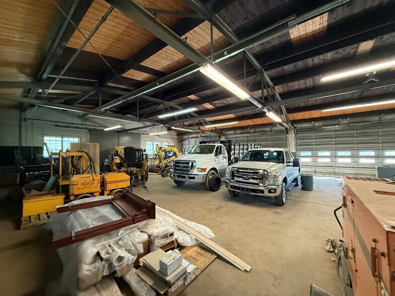 More Photos Of 801 Garasches Ln, Wilmington Warehouse For Sale