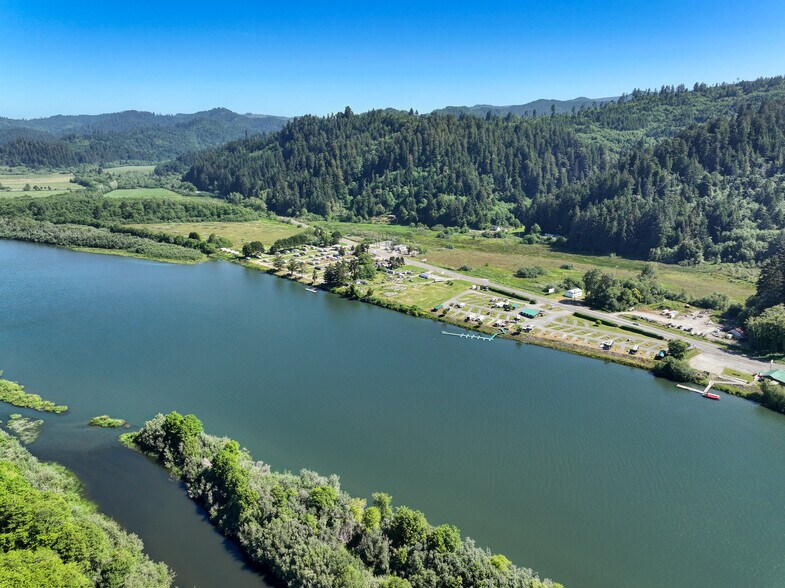 More Photos Of 17581 US Highway 101 N, Klamath Trailer Camper Park For Sale