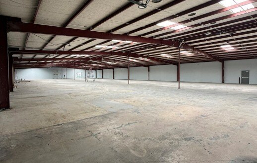 More Photos Of 9150 Fm 78, Converse Unknown For Lease