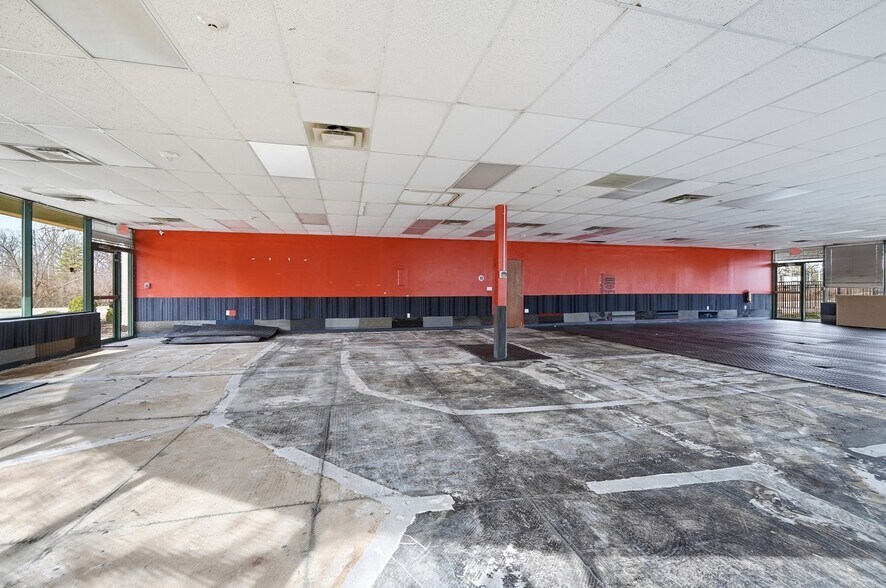 More Photos Of 1259 Kemper Meadow Dr, Cincinnati Medical For Sale