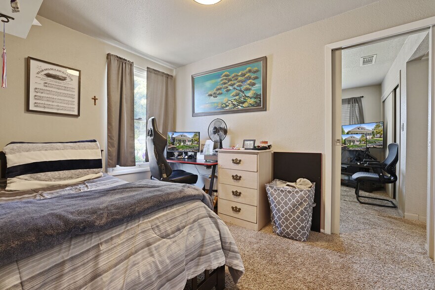 More Photos Of 411 Crane Ave, Turlock Office For Sale