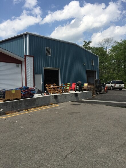 More Photos Of 3120 Lexington Ave, Mohegan Lake Freestanding For Sale