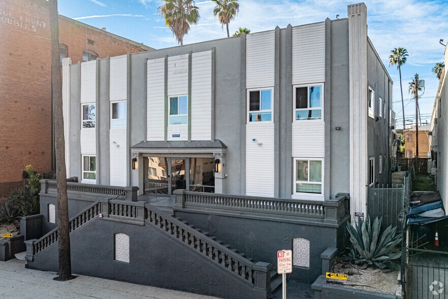 More Photos Of 747 S New Hampshire Ave, Los Angeles Apartments For Sale