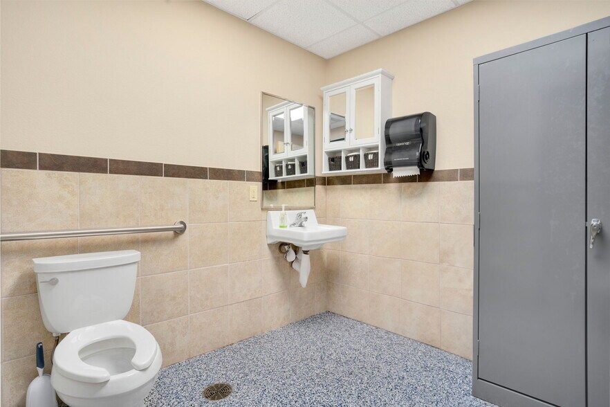 More Photos Of 1542 Taurus Ct, Loveland Flex For Sale