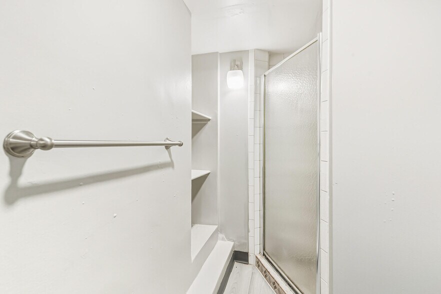 More Photos Of 1360 Franklin St, Denver Apartments For Sale