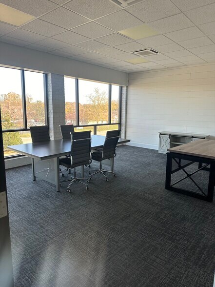 More Photos Of 3333 Founders Rd, Indianapolis Office For Sale
