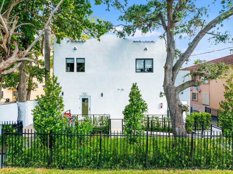More Photos Of 1335 SW 4 St, Miami Apartments For Sale