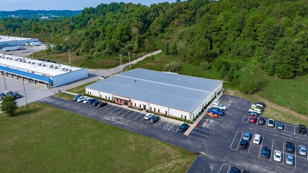 More Photos Of 61501 Southgate Rd, Cambridge Office For Lease