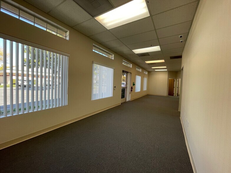 More Photos Of 2060 Peabody Rd, Vacaville Medical For Lease