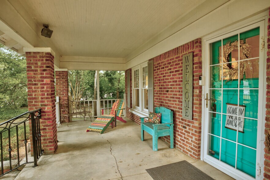 More Photos Of 7707 Poplar Pike, Germantown Office For Lease