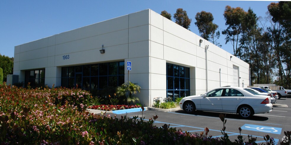 More Photos Of 1963 Avenida Plaza Real, Oceanside Warehouse For Lease