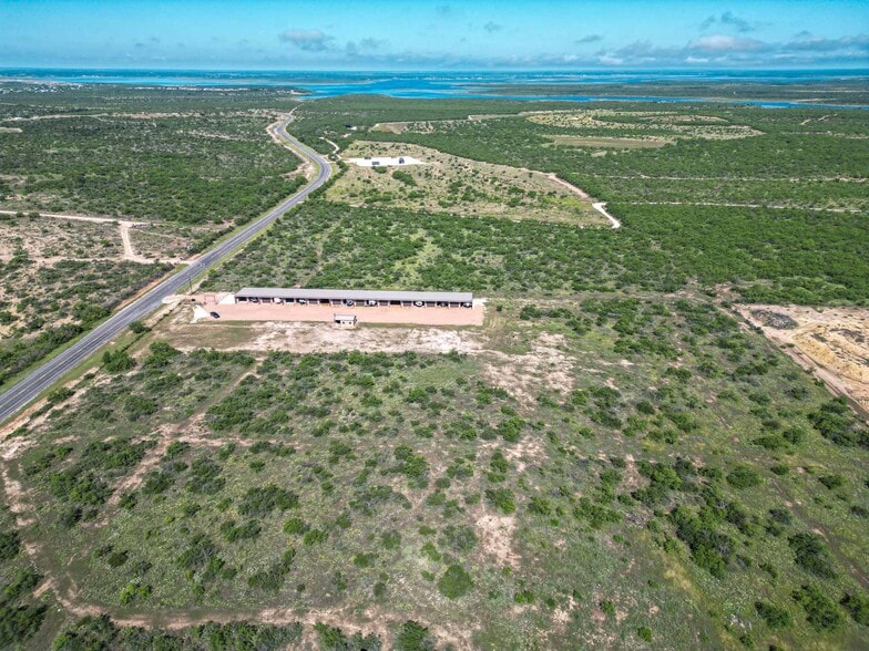 More Photos Of 1432 FM 1929, Voss Trailer Camper Park For Sale