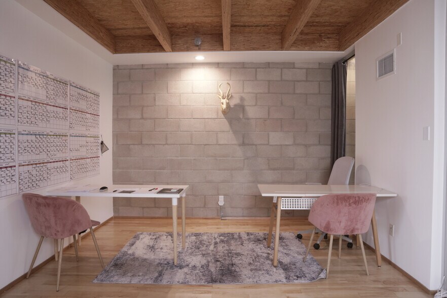 More Photos Of 6615-6621 Melrose Ave, Los Angeles Loft Creative Space For Lease