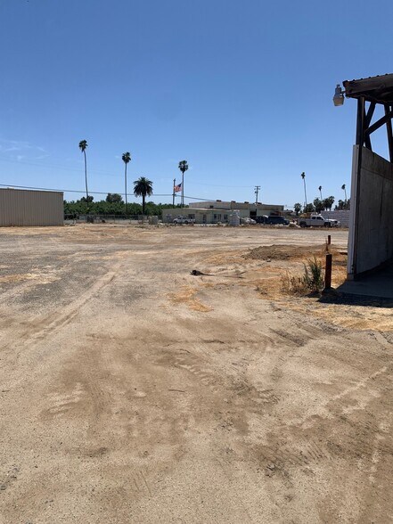 More Photos Of 24148 Robertson Blvd, Chowchilla Industrial For Sale