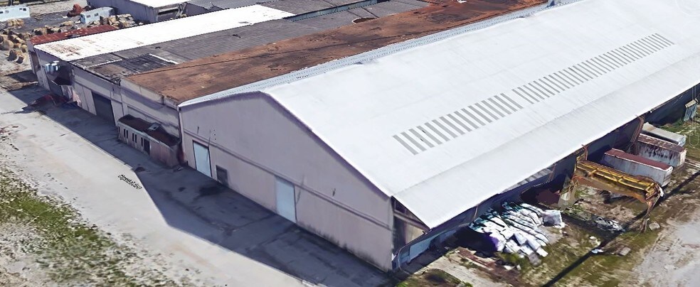 More Photos Of 7219 E 17th St, Kansas City Manufacturing For Lease