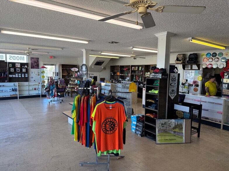 More Photos Of 2058-2060 E Texas St, Bossier City Freestanding For Sale