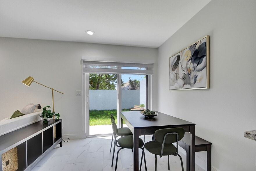 More Photos Of 3871 Patio Ct, Lake Worth Apartments For Sale