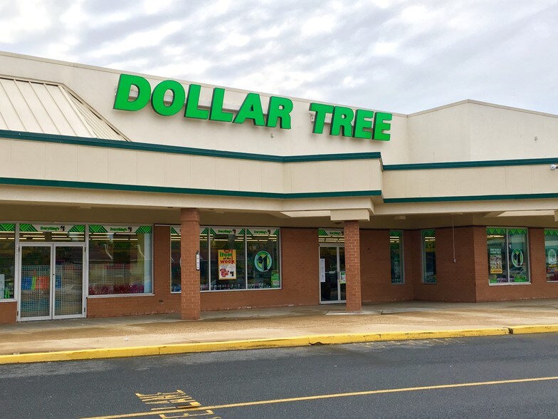 More Photos Of 1600-1796 W Newport Pike, Wilmington Unknown For Lease