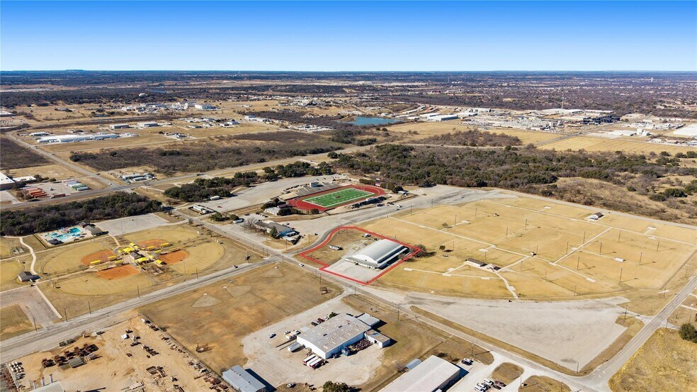 More Photos Of 3300 Milam Dr, Brownwood Industrial For Sale