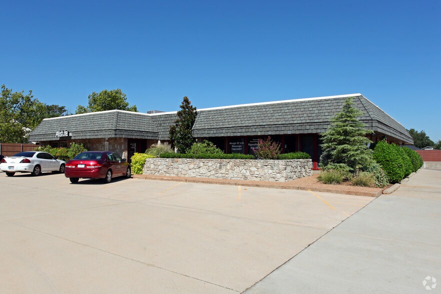 More Photos Of 2919-2927 NW 122nd St, Oklahoma City Office For Lease