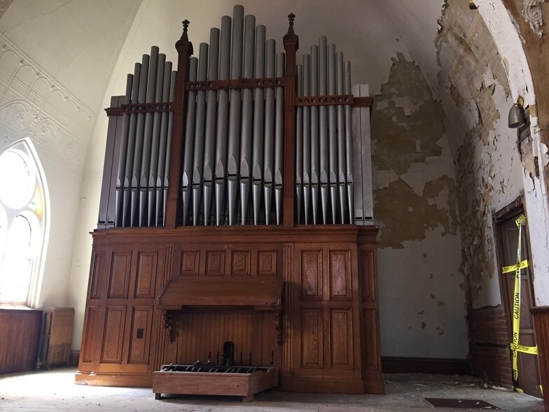 More Photos Of 349 N Monroe St, Lapeer Religious Facility For Sale