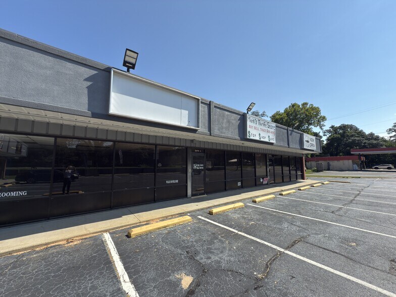 More Photos Of 6100 W Fairfield Dr, Pensacola Unknown For Lease