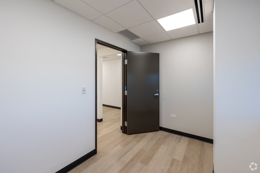 Photo of 3rd Floor Ste 315 (SPEC SUITE)