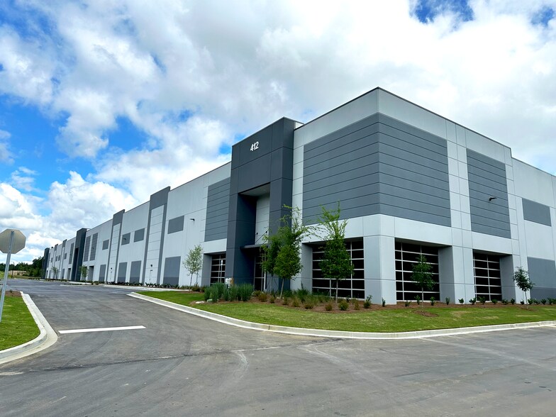 More Photos Of 334 Port City Centre Dr, Summerville Unknown For Lease