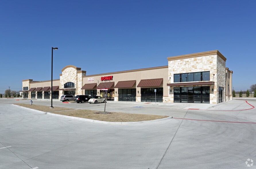 Primary Photo Of 8701 Liberty Grove Rd, Rowlett General Retail For Lease