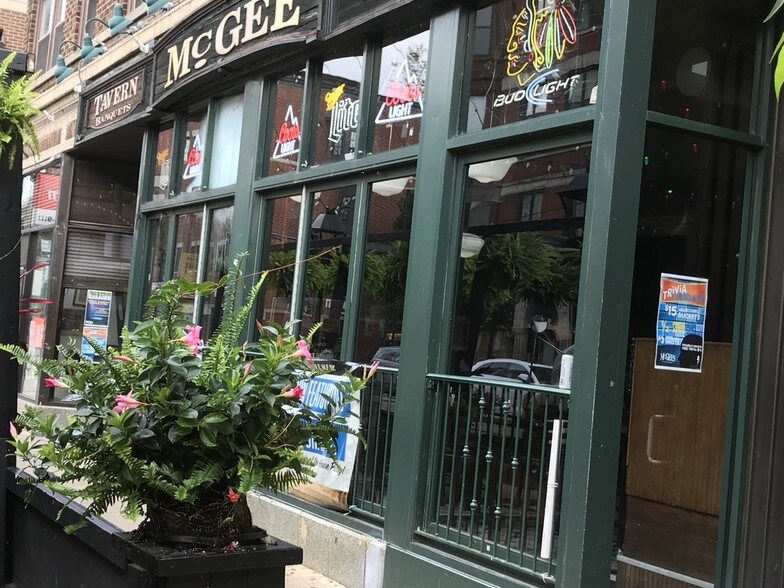 More Photos Of 948-952 W Webster Ave, Chicago Storefront Retail Residential For Lease