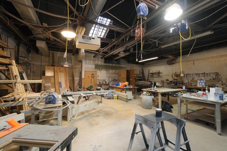 More Photos Of 154 26th St, Brooklyn Warehouse For Sale