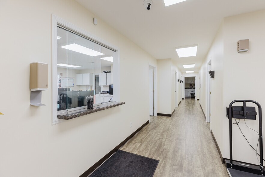 More Photos Of 412 E 4th Ave, Cordele Healthcare For Sale